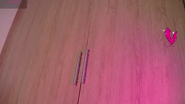 aidaadams online show from 10-24-25, 11:31