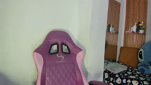 Alika01 online show from 01-11-26, 04:03