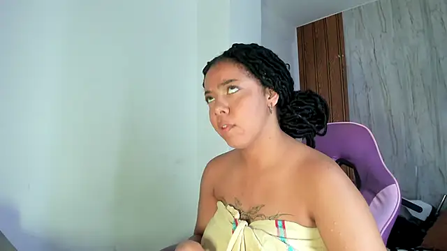 Alika01 online show from 01-05-26, 05:27