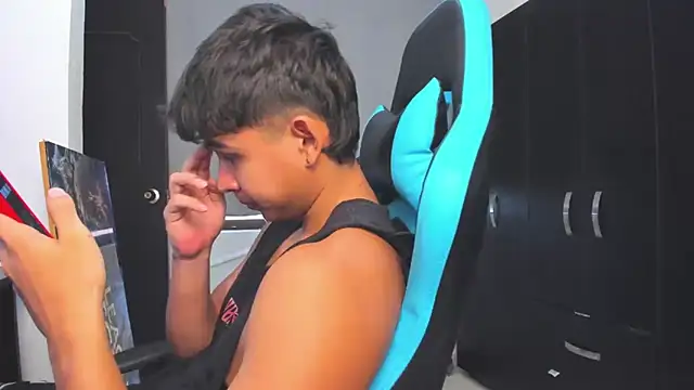 Bray Kevin online show from 11-04-25, 08:01