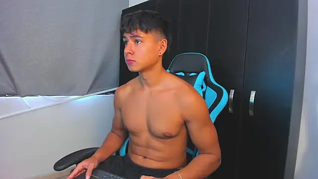 Bray Kevin online show from 11-22-25, 03:22