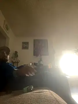 Snapshot of MrDickUdown24_7 chatting on 10-25-25, 10:32 MrDickUdown24 7 online show from 10-25-25, 10:32