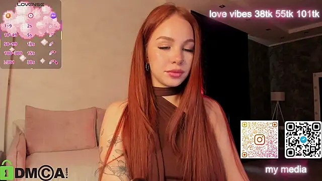 Snapshot of Tracy-Taylor chatting on 09-14-25, 08:15 Tracy-Taylor online show from 09-14-25, 08:15