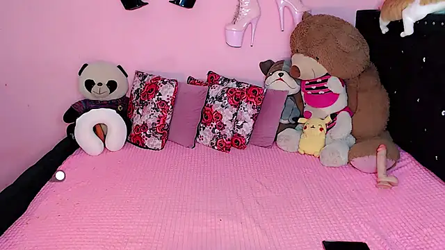 Ciinamonloren online show from 02-20-26, 06:26