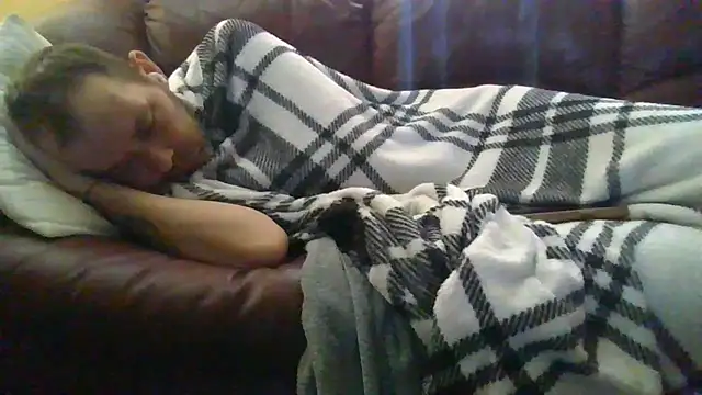 Snapshot of sdmsilver1983 chatting on 03-08-25, 12:41 sdmsilver1983 online show from 03-08-25, 12:41