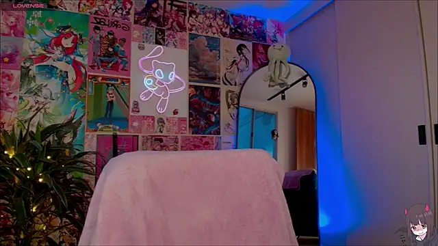 Adharaa1  online show from 04-17-26, 10:01