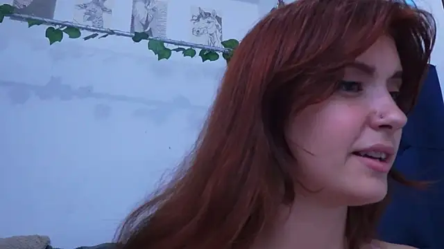 Snapshot of AliciaBasch chatting on 10-13-25, 12:12 AliciaBasch online show from 10-13-25, 12:12