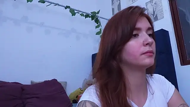 Snapshot of AliciaBasch chatting on 02-25-26, 02:12 AliciaBasch online show from 02-25-26, 02:12