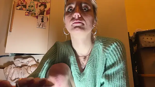 Monicbabe online show from 11-11-25, 04:46