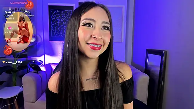  cloe martinez online show from 10-15-25, 03:05