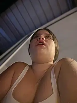 Snapshot of Natalia_Cleark09 chatting on 09-27-25, 01:12 Natalia Cleark09 online show from 09-27-25, 01:12