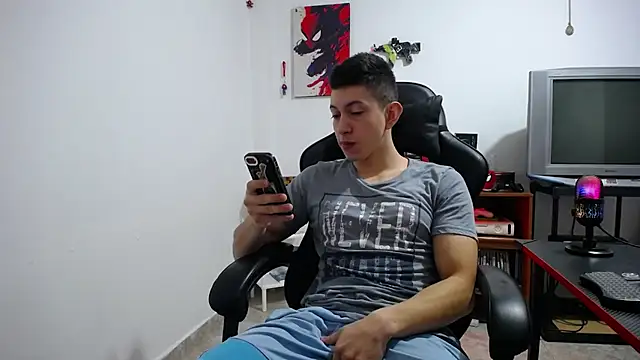 Snapshot of Iam_yourbabyprincess_XD chatting on 11-05-25, 05:49 Iam yourbabyprincess XD online show from 11-05-25, 05:49