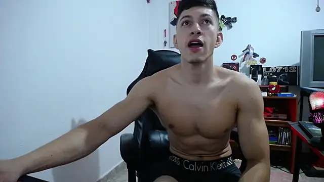 Snapshot of Iam_yourbabyprincess_XD chatting on 02-15-26, 07:51 Iam yourbabyprincess XD online show from 02-15-26, 07:51