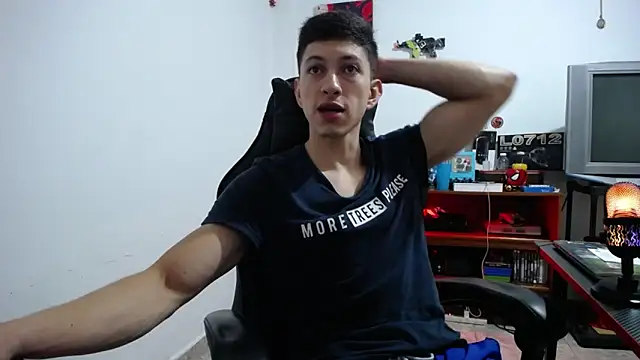 Snapshot of Iam_yourbabyprincess_XD chatting on 02-12-26, 05:40 Iam yourbabyprincess XD online show from 02-12-26, 05:40