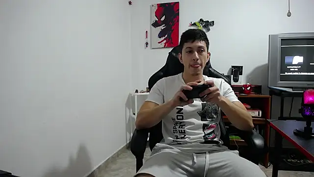 Snapshot of Iam_yourbabyprincess_XD chatting on 10-24-25, 03:16 Iam yourbabyprincess XD online show from 10-24-25, 03:16