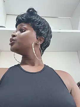 t-Booty risky  online show from 09-10-25, 03:00