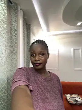 Snapshot of t-Booty_risky_ chatting on 02-11-26, 08:25 t-Booty risky online show from 02-11-26, 08:25