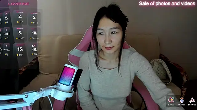 SaraXray online show from 09-22-25, 03:23