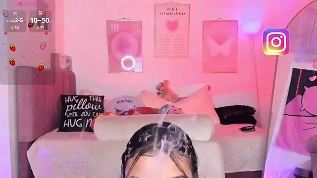 Hinataw33d01 online show from 11-27-25, 01:50