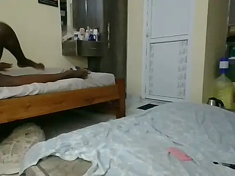 Snapshot of Horny_wifey254 chatting on 01-08-26, 03:23 Horny wifey254 online show from 01-08-26, 03:23