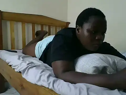 Snapshot of Horny_wifey254 chatting on 07-08-26, 07:31 Horny wifey254 online show from 07-08-26, 07:31