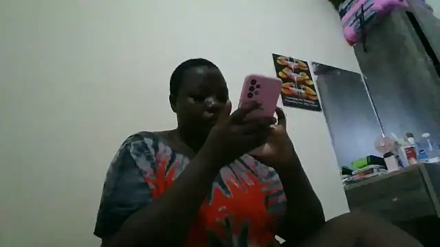 Snapshot of Horny_wifey254 chatting on 06-01-26, 06:29 Horny wifey254 online show from 06-01-26, 06:29