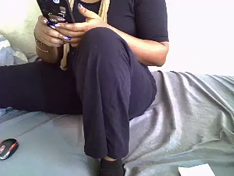 Crystal  Gee online show from 03-12-25, 07:13