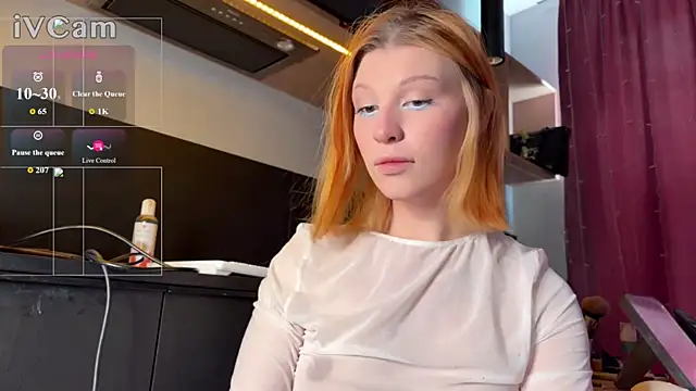 Snapshot of ilona_wine chatting on 06-28-26, 06:20 ilona wine online show from 06-28-26, 06:20