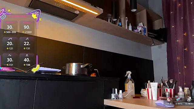 ilona wine online show from 11-26-25, 01:27