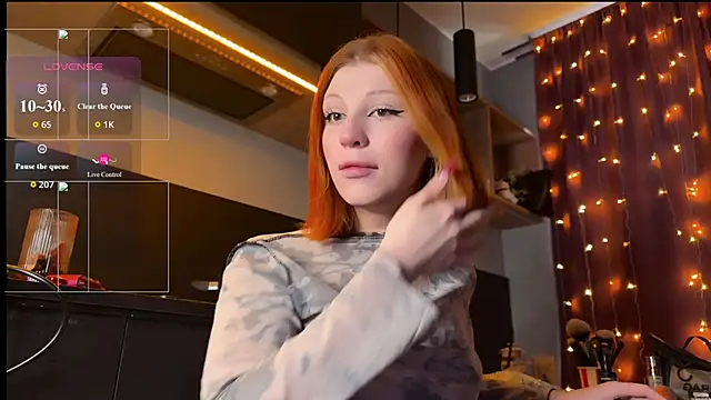 Snapshot of ilona_wine chatting on 04-25-26, 04:37 ilona wine online show from 04-25-26, 04:37
