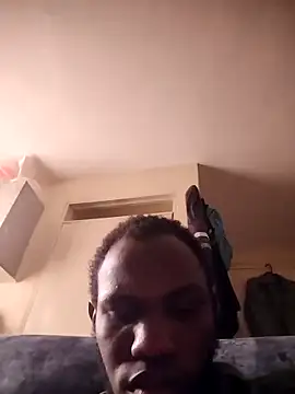 Snapshot of Sexy-prince chatting on 11-23-25, 10:14 Sexy-prince online show from 11-23-25, 10:14