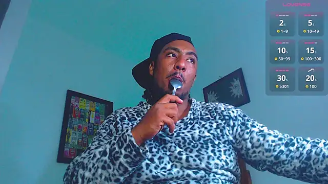 yosoy enzo2020 online show from 06-12-26, 04:21