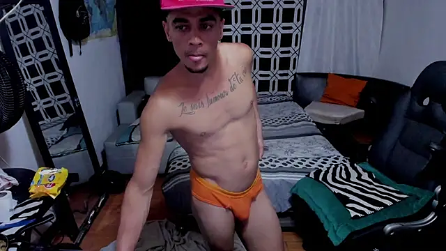 Brunocuttie94 online show from 07-07-26, 10:57