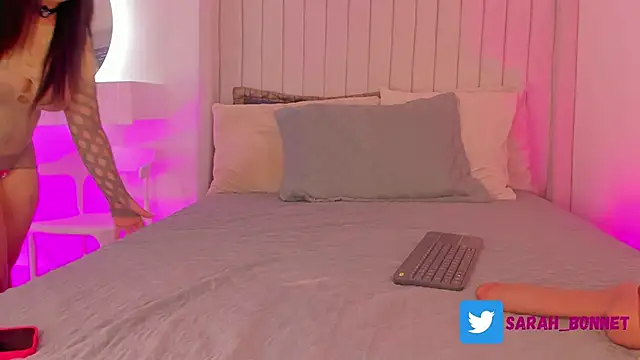 sarah-bonneth online show from 12-02-25, 11:34