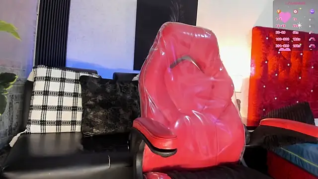 paulinasaeEnz online show from 03-06-26, 01:39