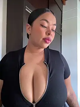 PUSHYLATE online show from 11-01-25, 04:56