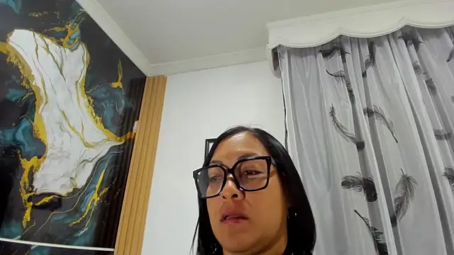 MelissaaCortes online show from 06-15-26, 12:33