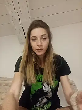 Cristina02 online show from 04-05-26, 07:53