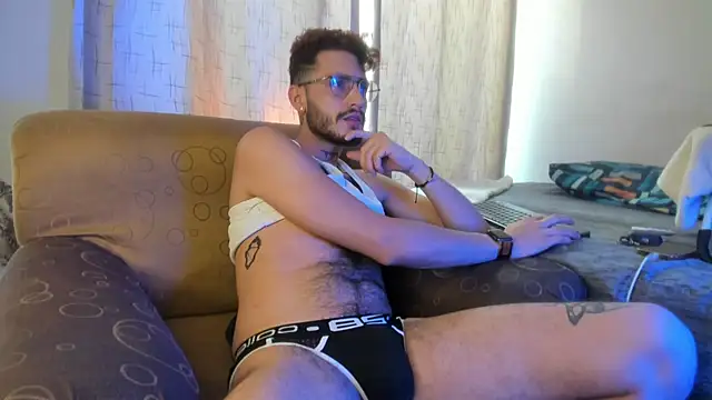 Snapshot of axel_giracr chatting on 01-26-25, 08:34 axel giracr online show from 01-26-25, 08:34