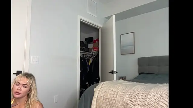 ElenaErickson online show from 03-04-26, 07:54