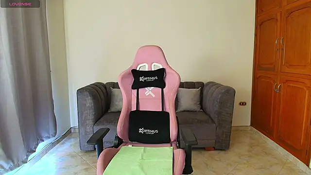 lili jade222 online show from 02-14-26, 01:33