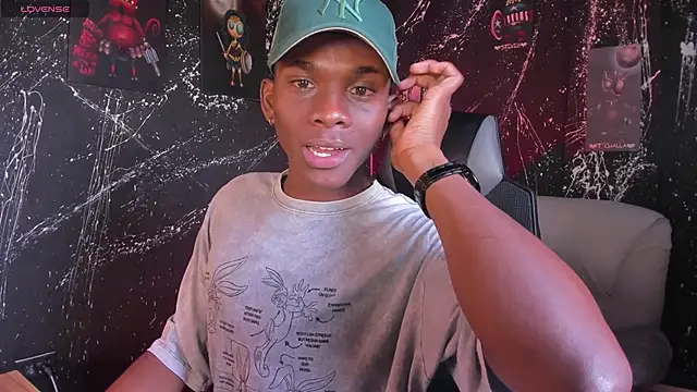 JacksonMuller  online show from 06-10-26, 01:23