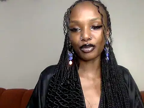 mavelous mia online show from 06-17-26, 10:47