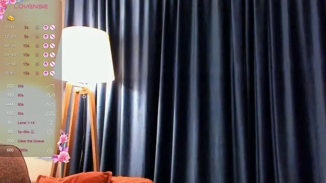 Snapshot of SarahCarrter chatting on 02-18-25, 03:52 SarahCarrter online show from 02-18-25, 03:52