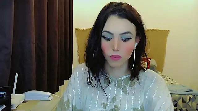 Sophie Fantasys online show from 01-15-26, 02:15