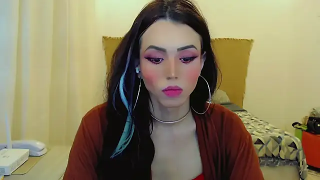 Sophie Fantasys online show from 12-13-25, 10:49