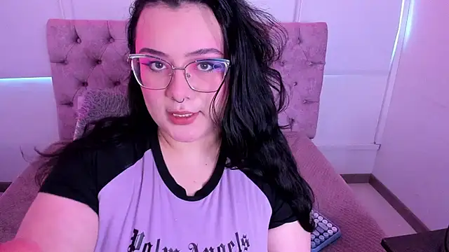 Snapshot of Abbyy_Brooks chatting on 10-06-25, 11:44 Abbyy Brooks online show from 10-06-25, 11:44