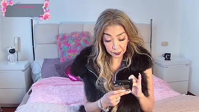 EvelinaGrey online show from 10-07-25, 02:29