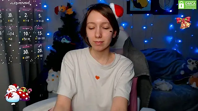 Snapshot of LeahGottty chatting on 12-20-24, 06:02 LeahGottty online show from 12-20-24, 06:02