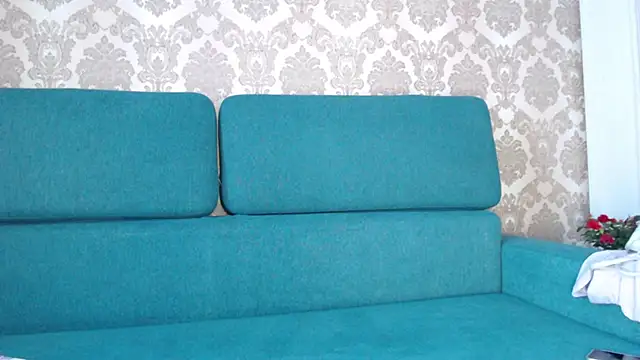 Louise Lavender online show from 02-19-25, 05:16